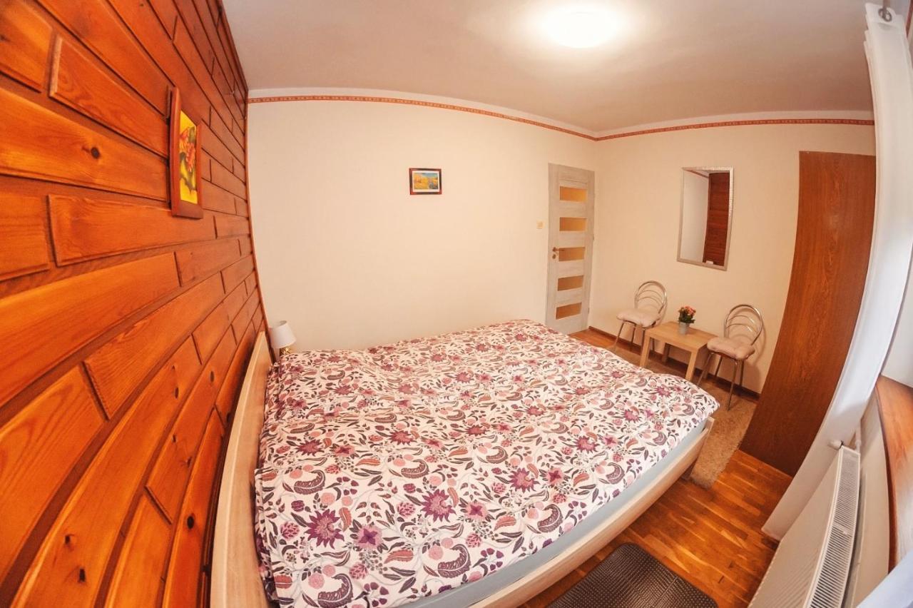 Za Gorami, Za Lasami Mysłakowice Exteriör bild
