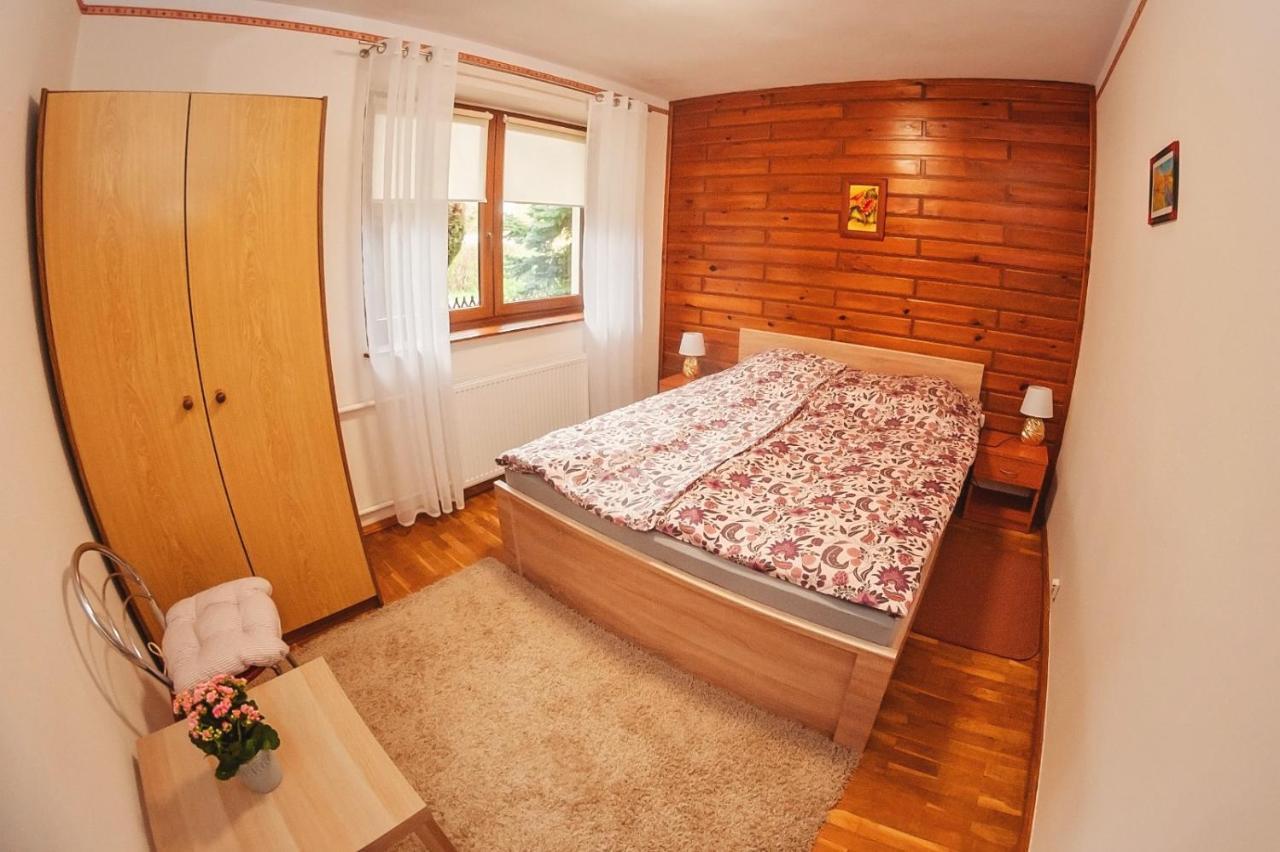 Za Gorami, Za Lasami Mysłakowice Exteriör bild