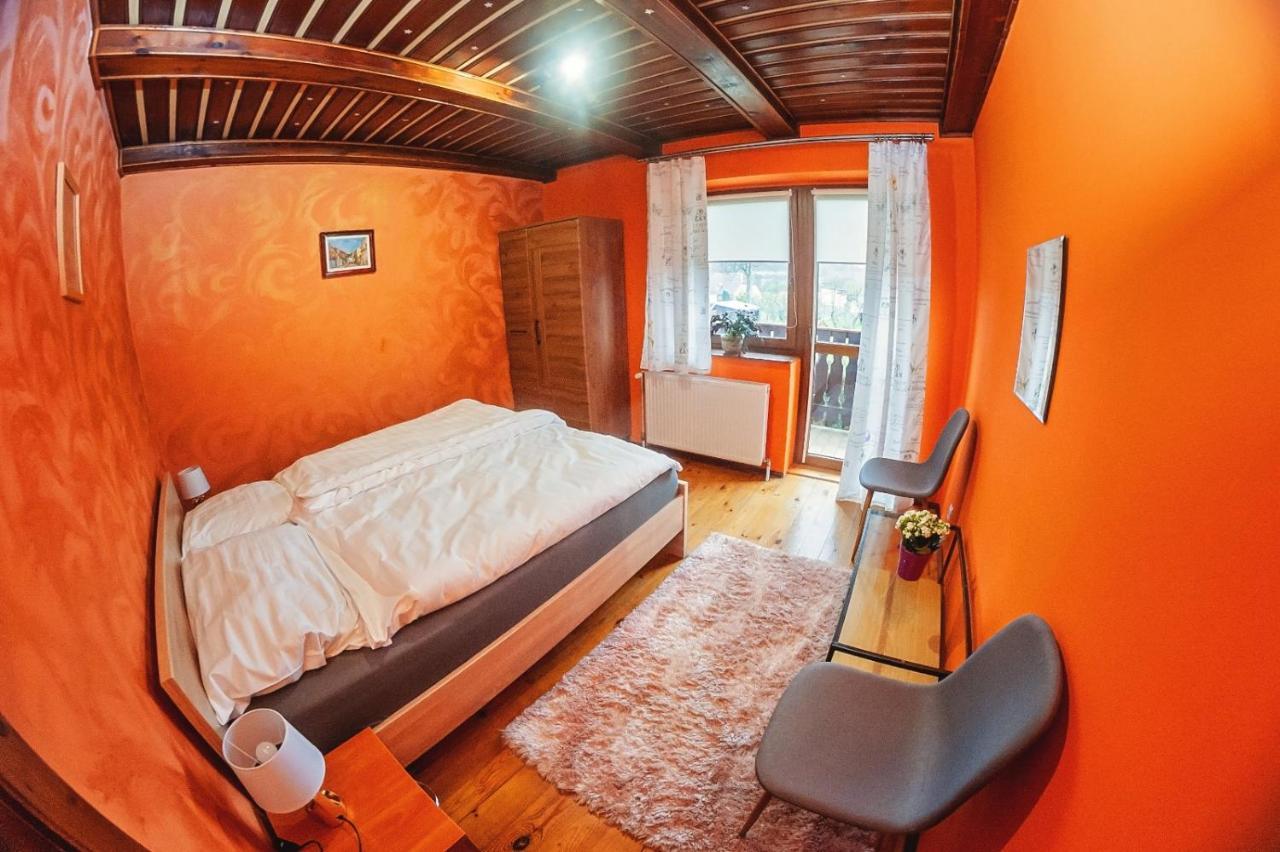 Za Gorami, Za Lasami Mysłakowice Exteriör bild